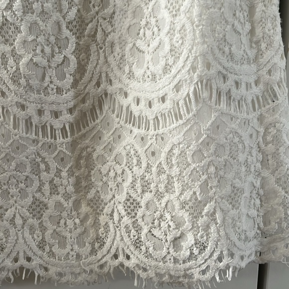 Dynamite white lace top, size Medium - Picture 2 of 4